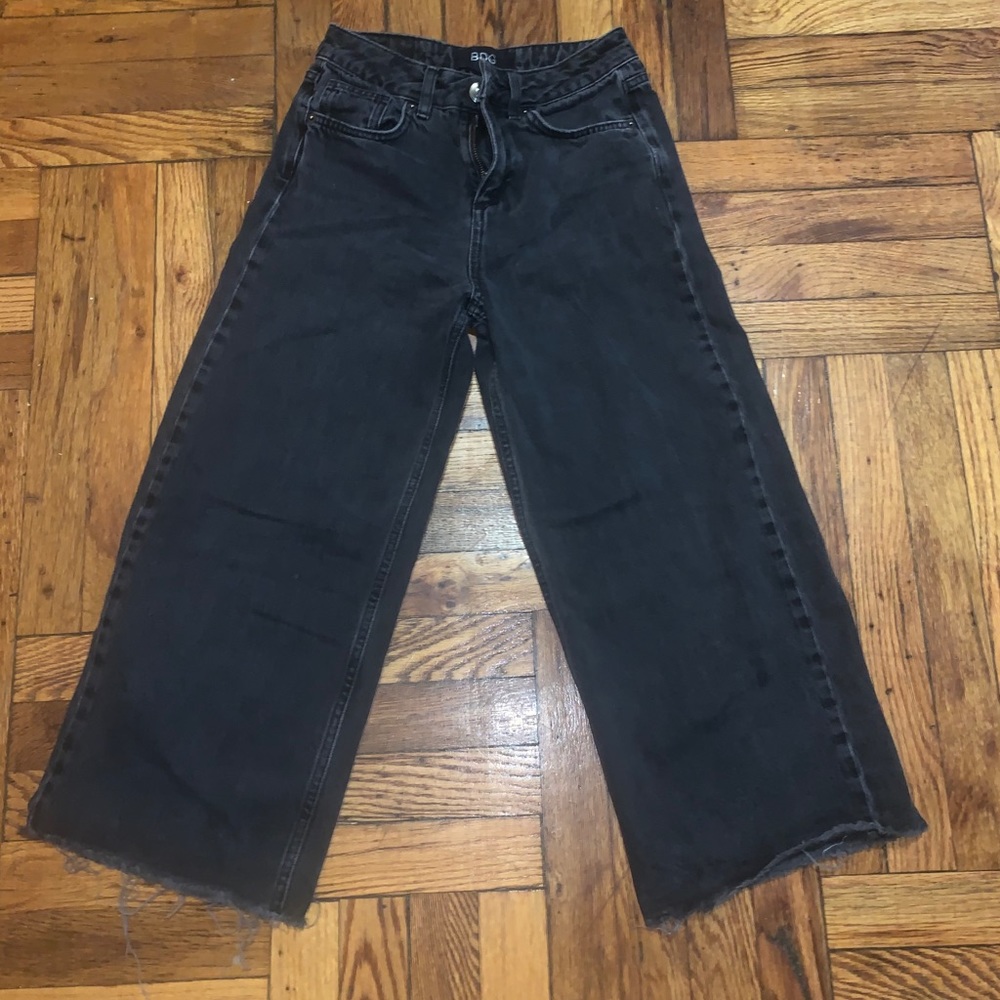 BDG Cropped Flare Denim